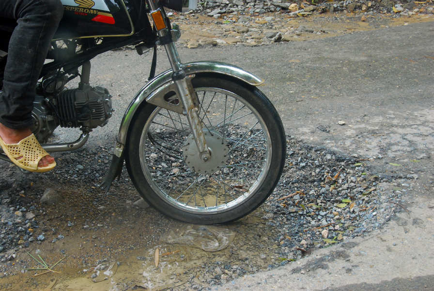 Tỉnh lộ 158, đoạn Mường Vi – Bản Xèo nát tươm sau mưa - ảnh 4