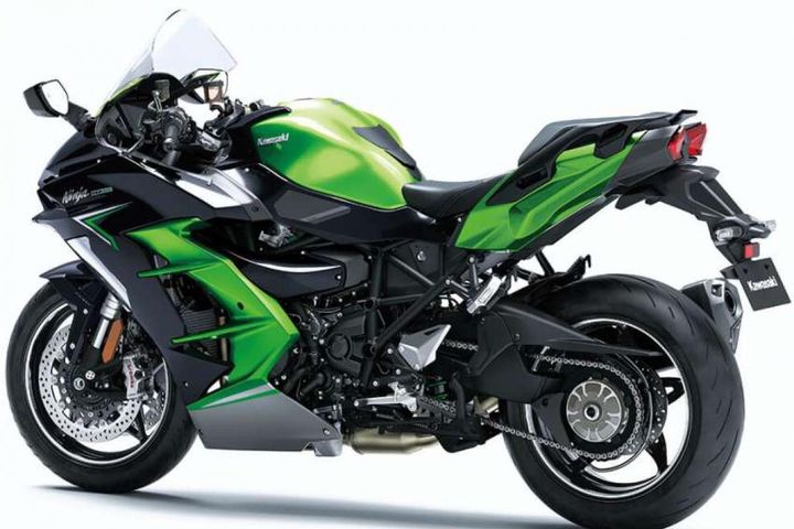 Kawasaki H2SX được giới thiệu là mẫu mô tô hiện đại nhất trên thị trường