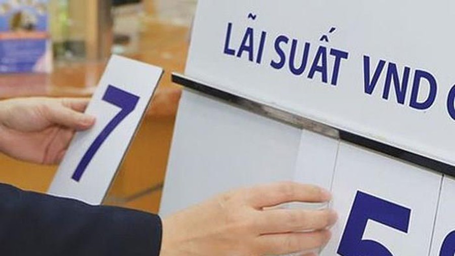 Nghe VietNamNet: Ngân hàng Nhà nước giảm trần lãi suất tiền gửi từ ngày mai