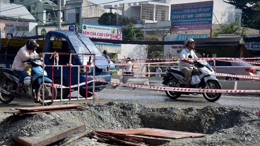 Nghe VietNamNet: TP.HCM hạn chế đào gần 500 tuyến đường trong năm 2020