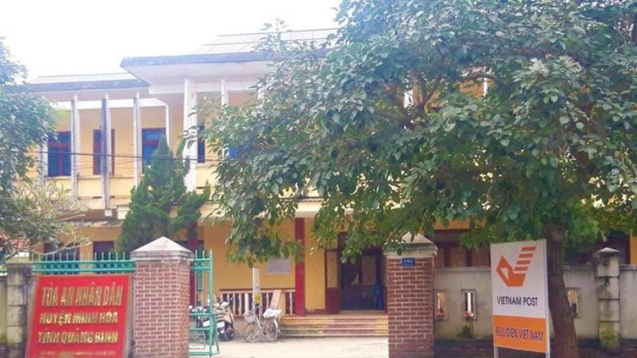 Nghe VietNamNet: Chánh án 'mây mưa' với nữ kế toán xin nghỉ phép 15 ngày