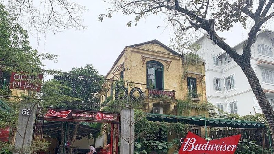 Hà Nội: Hàng loạt biệt thự cổ bị 'băm nát'