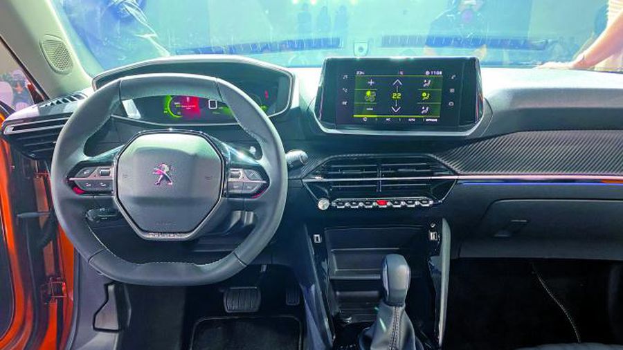 Công nghệ an toàn xe hơi: Cần nhưng không nên lạm dụng