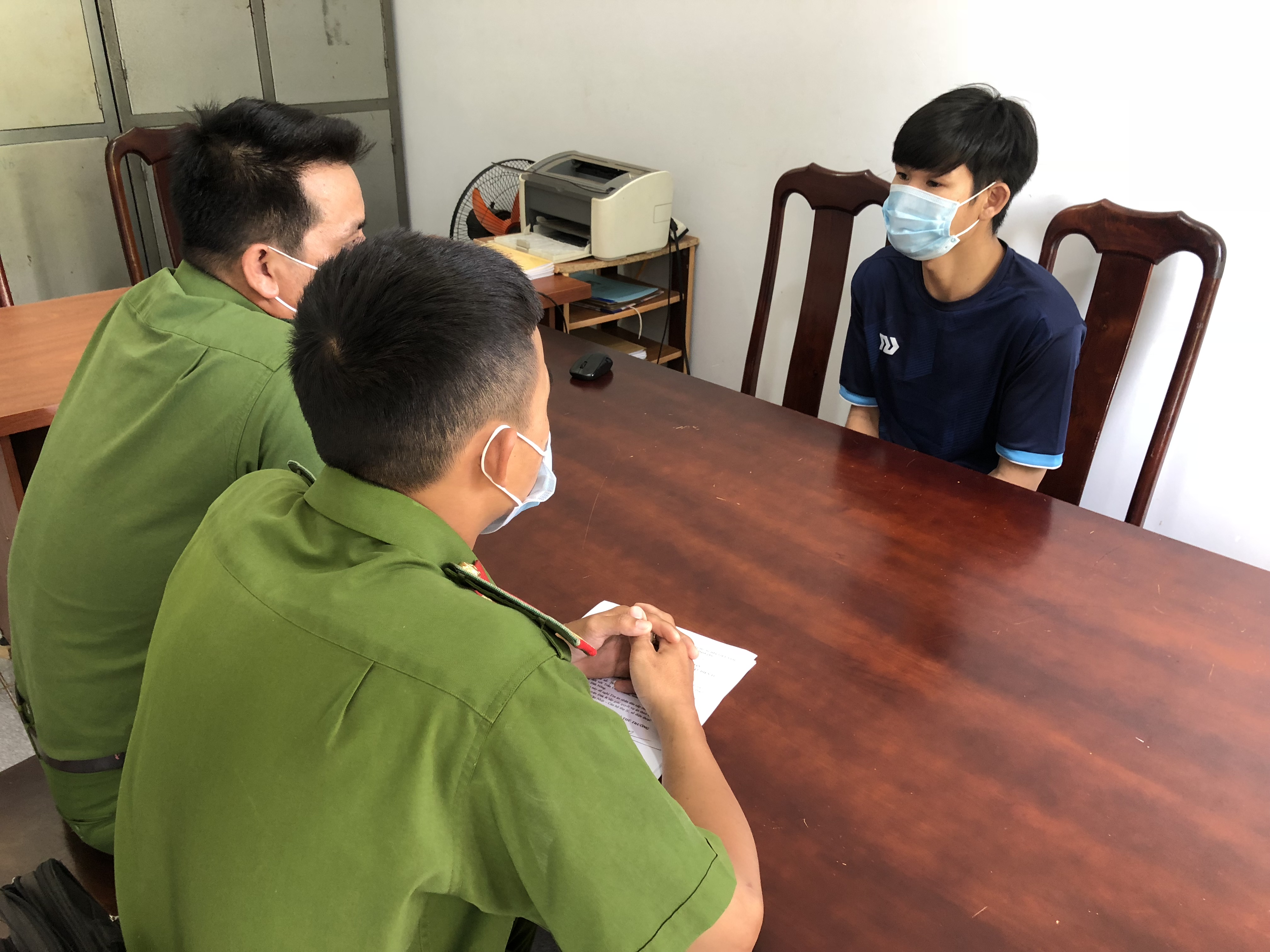 “Ma men” đánh đập, dọa giết người yêu vì đòi chia tay