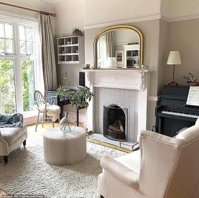 mua nha xau nhat pho doi vo chong khien hang xom ngo ngang khi cai tao lai