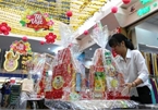 Tet gift hampers popular item at year-end