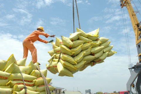 Trade Ministry issues rice export quotas this month under PM permission