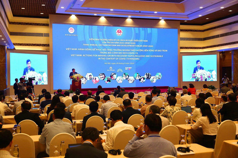 Vietnam needs consultation to push up economic development