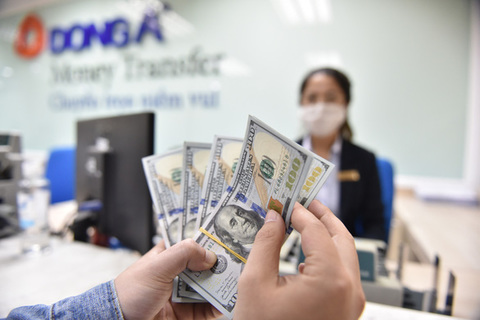 Remittances to HCM City hit all-time high in 2020: US$6.1 billion