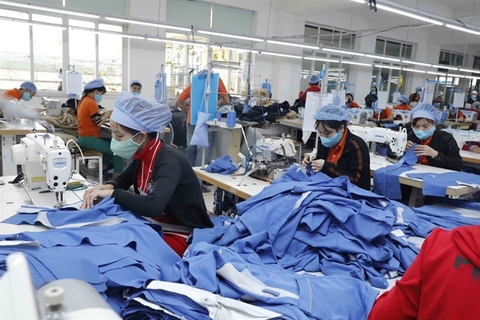VIETNAM BUSINESS NEWS AUGUST 12