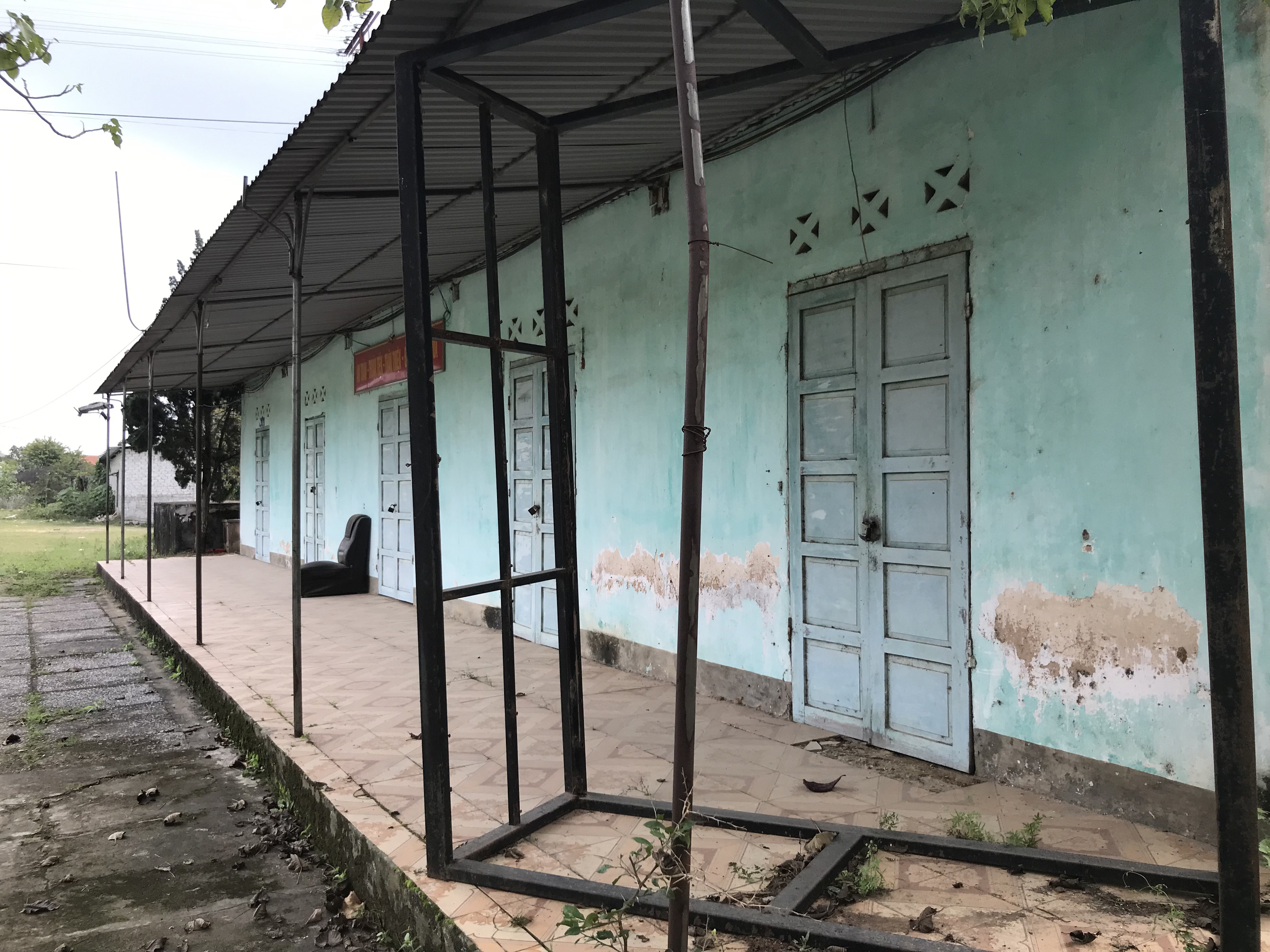 Tuyến đường sắt bị ‘bỏ quên’ gần thập kỷ không có tàu chạy nhưng vẫn tiêu tốn tiền tỷ bảo vệ - Ảnh 8.