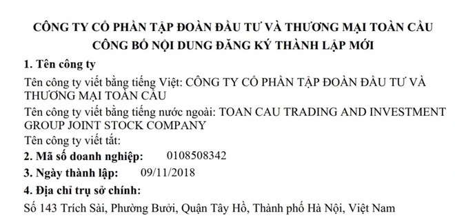  Gia thế bất ngờ của Tổng giám đốc siêu doanh nghiệp 128.000 tỷ: Không phải đại gia, chẳng có ô tô, bán tạp hóa qua ngày - Ảnh 1.