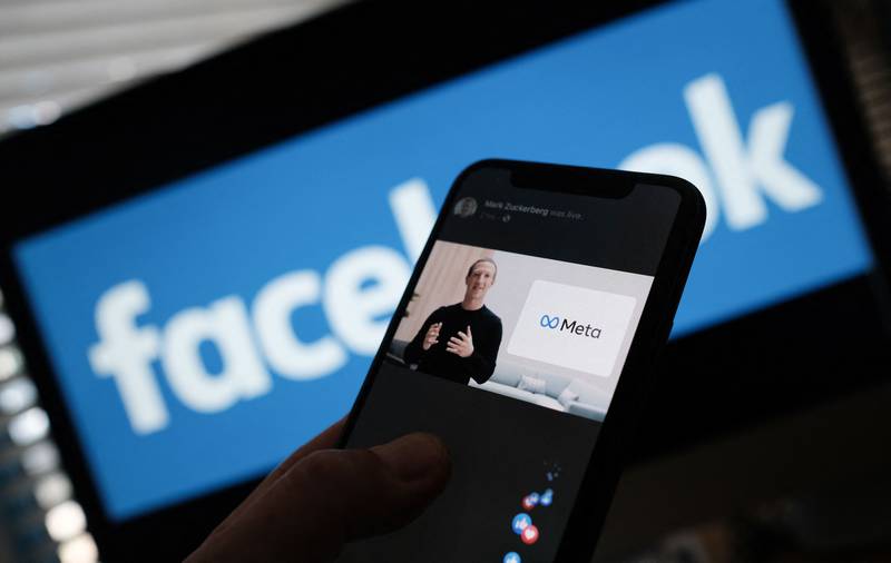 Công ty mẹ Facebook vật lộn trong đợt suy thoái tồi tệ nhất - Ảnh 1.