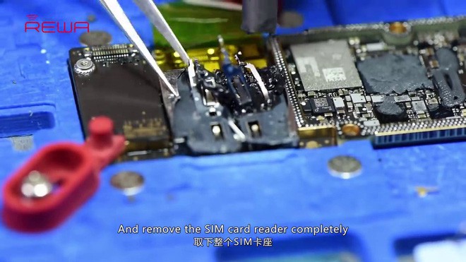 Kỹ thuật viên Trung Quốc độ thành công iPhone XS Max 1 SIM vật lý thành 2 SIM vật lý, nhưng xem xong có lẽ chẳng ai muốn làm theo - Ảnh 5.