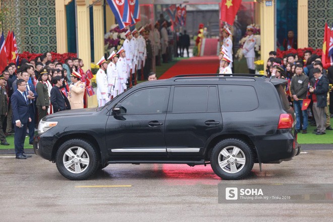 Chủ tịch Kim Jong Un đã cập ga Đồng Đăng, bắt đầu hành trình công du Việt Nam - Ảnh 9.