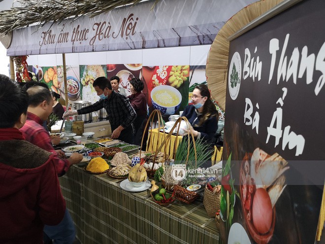 Chỉ nhìn qua vài món đãi phóng viên quốc tế thời gian Hội nghị thượng đỉnh cũng thấy ngay những địa điểm ăn uống nức tiếng Hà Nội - Ảnh 1.