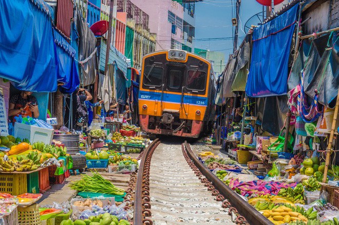 Từ mã QR khổng lồ đến phạt 23 triệu vì nhai kẹo cao su, đây là 14 thứ chỉ châu Á mới có - Ảnh 3.