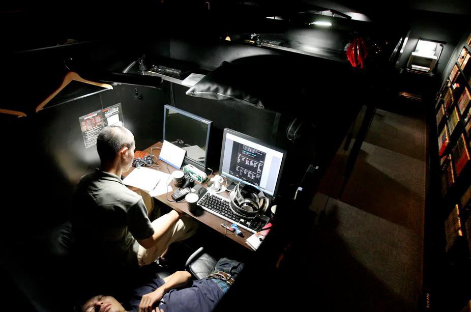 Nghịch lý Nhật Bản: ¼ người trẻ sống không tình dục giữa đất nước với công nghiệp phim khiêu dâm phát triển - Ảnh 5.