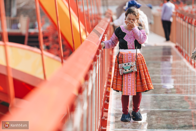 Tranh cãi xoay quanh yếu tố thẩm mỹ của cây cầu 5D đang gây sốt ở Mộc Châu: Khen đẹp thì ít nhưng chê bai sến súa, lạc lõng nhiều vô kể - Ảnh 18.