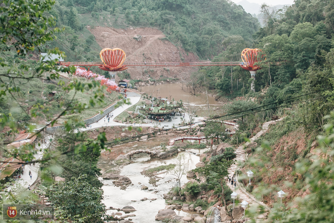Tranh cãi xoay quanh yếu tố thẩm mỹ của cây cầu 5D đang gây sốt ở Mộc Châu: Khen đẹp thì ít nhưng chê bai sến súa, lạc lõng nhiều vô kể - Ảnh 20.