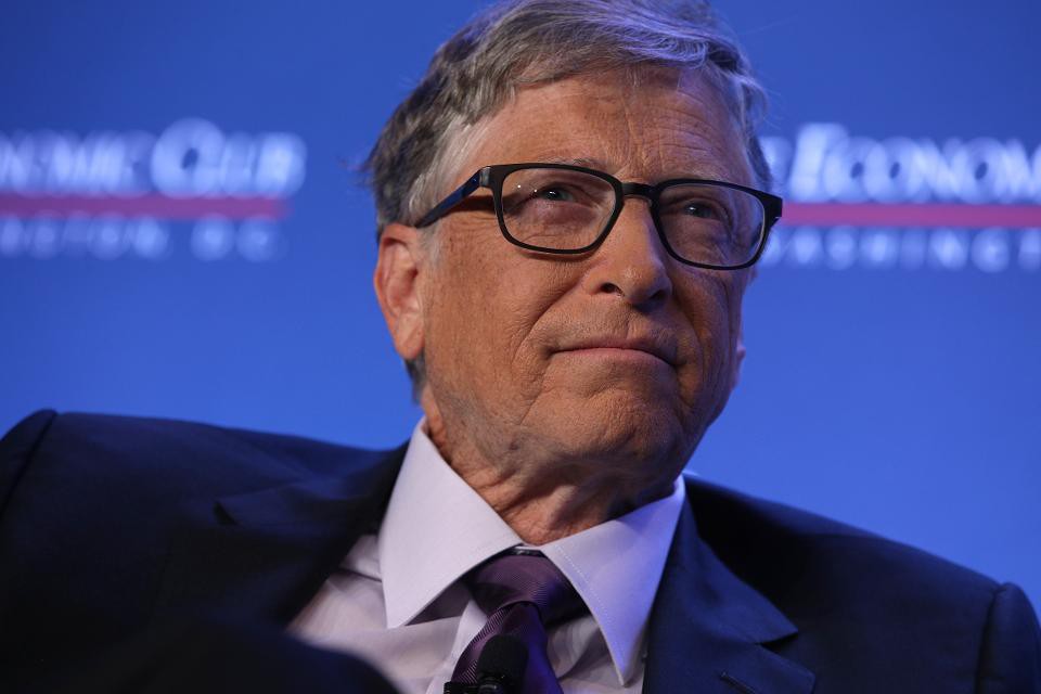 Nỗi buồn ngắn chẳng tày gang: Chưa đầy 10 ngày, tỷ phú Bill Gates đã trở lại ngôi vị giàu thứ 2 thế giới - Ảnh 1.