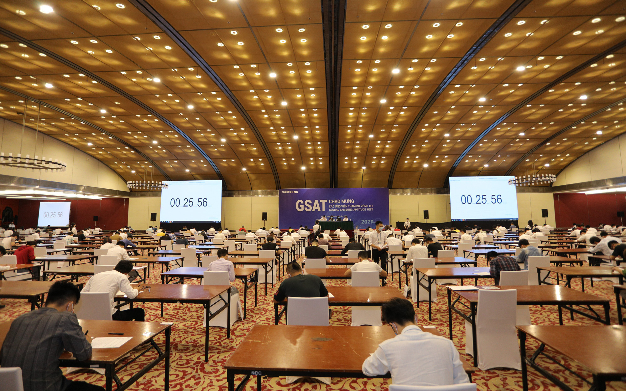 Bao nhiêu cử nhân sẽ có thể được chọn từ đợt tuyển dụng thời