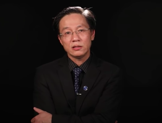 Bài học từ thành công của “Vua gạch không nung” Việt Nam Đinh Hồng Kỳ: Sinh ra ở vạch đích nhưng phải dám mạo hiểm và đánh đổi mới thành công - Ảnh 2.