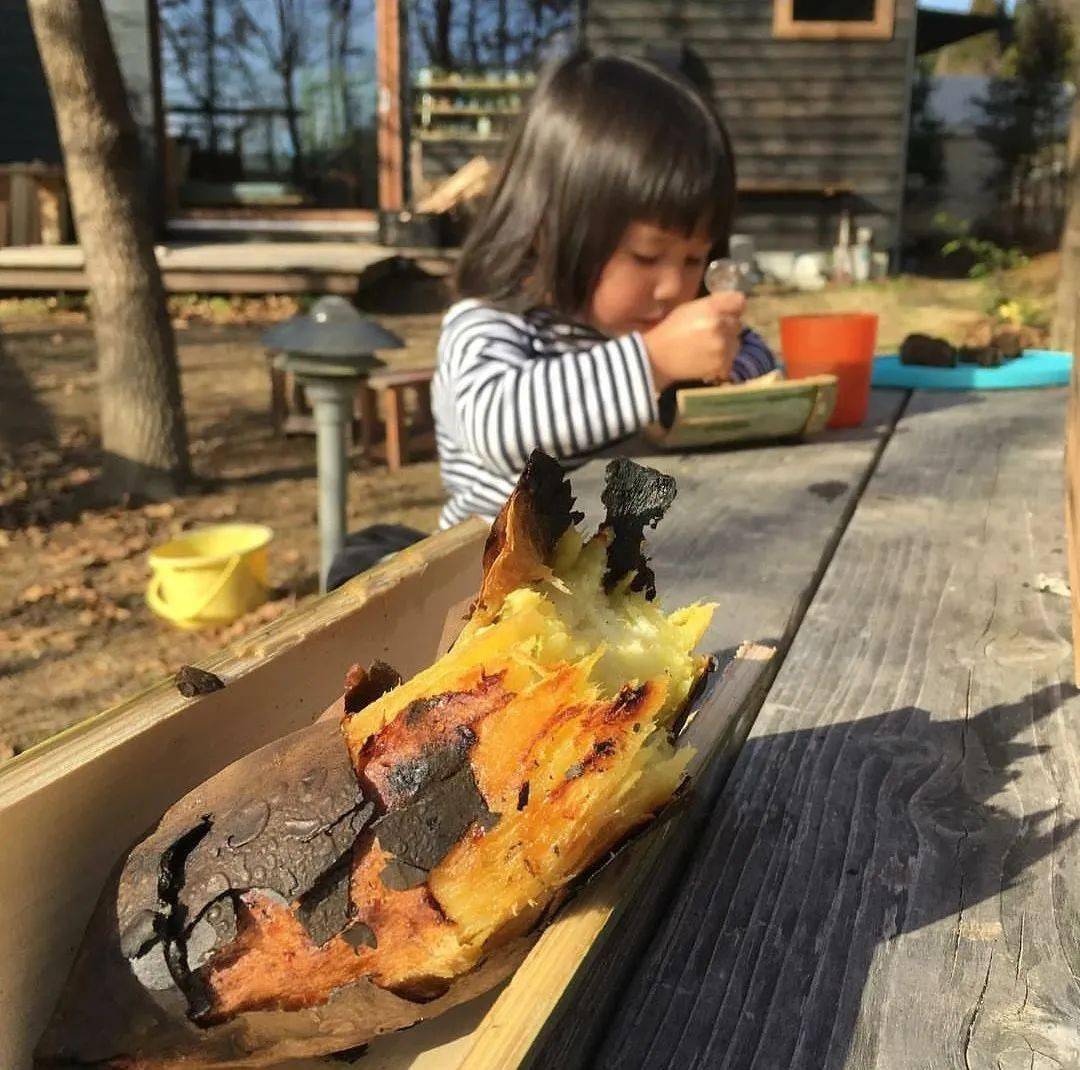 Bỏ phố về vùng nông thôn, gia đình 5 người biến cuộc sống trong ngôi nhà gỗ thành thiên đường ai cũng ước mơ - Ảnh 29.