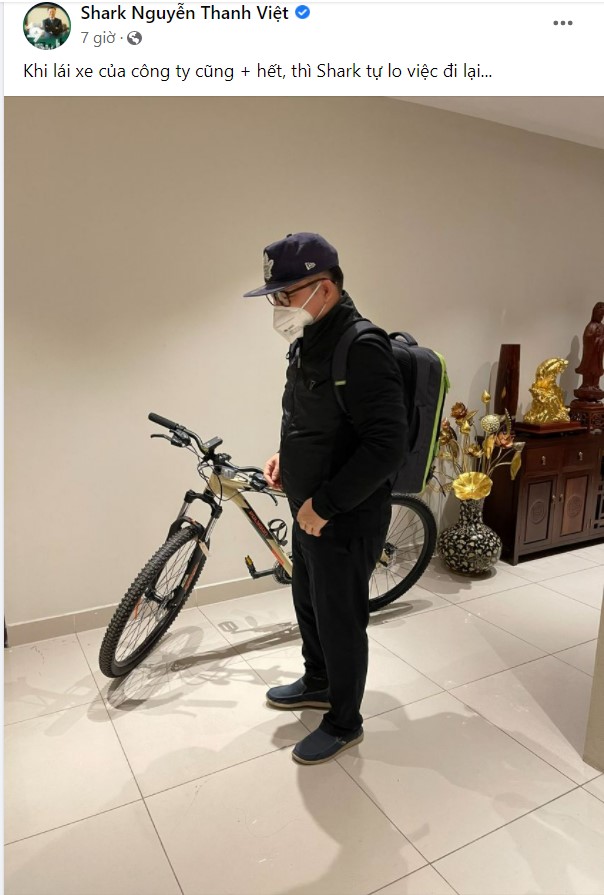 Tài xế công ty thành F0, Shark Việt đành ngậm ngùi tự đạp xe đi làm nhưng giá của chú ngựa sắt mới khiến CDM bất ngờ nhất - Ảnh 1.