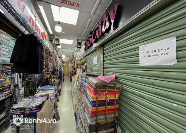 Chợ bán sỉ lớn nhất Sài Gòn ế ẩm sau Tết, nhiều tiểu thương ngậm ngùi sang nhượng hoặc cho thuê sạp - Ảnh 13.