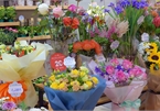 Sau nhiều tháng ế ẩm vì Covid-19, hoa Đà Lạt tăng giá mạnh trước ngày Phụ nữ Việt Nam
