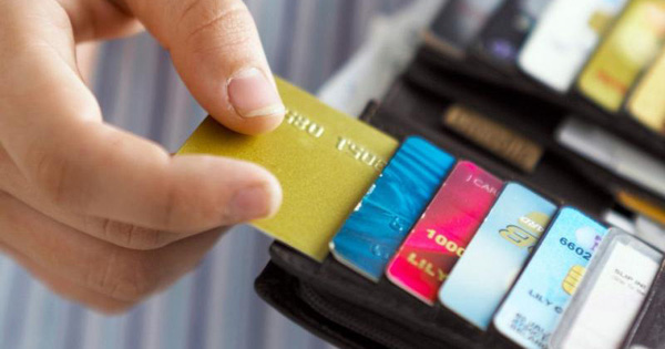 Nếu mất thẻ ATM, có thể rút tiền bằng cách nào?
