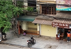 "Đóng băng" hoạt động gần 2 tháng, hàng loạt quán cà phê Hà Nội rao bán, đại hạ giá 4-5 lần