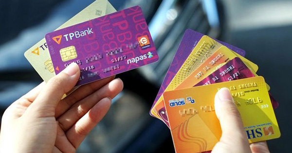 Thẻ ATM ngân hàng không dùng trong bao lâu thì bị khóa?