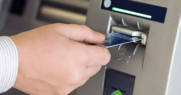 Hacker cướp tiền của bạn từ ATM: Cách nhận biết cây ATM có bị kẻ gian lợi dụng