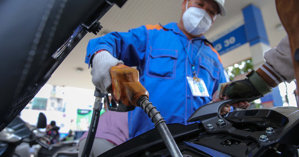 Gasoline increased to a record, what kind of car is expected to help Vietnamese people reduce their “expensive” spending?