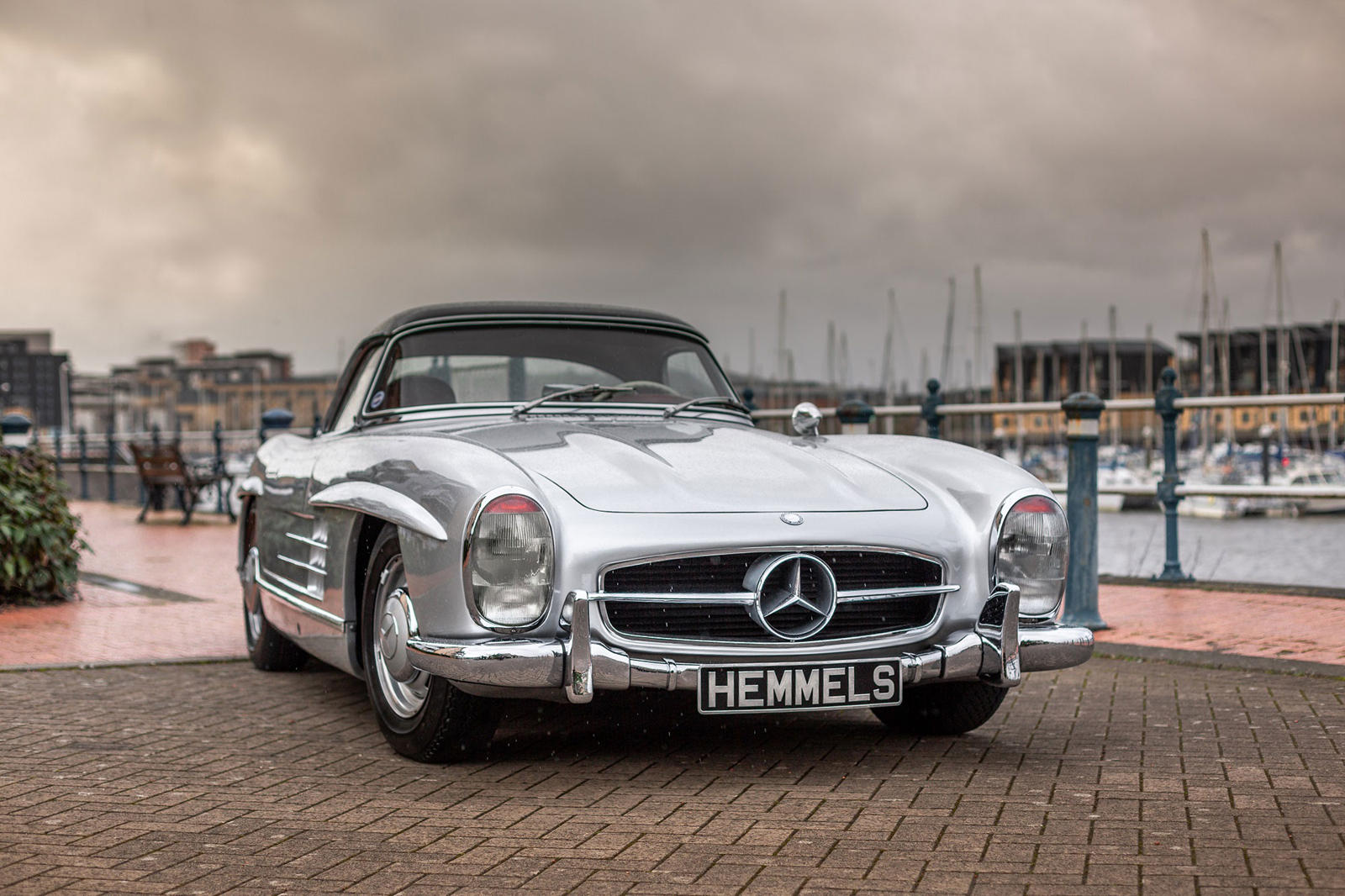 Huyền thoại Mercedes-Benz 300SL