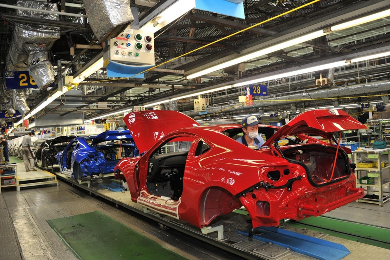 Thiếu linh kiện từ Trung Quốc, ngành công nghiệp xe hơi Nhật Bản tìm cách khắc phục