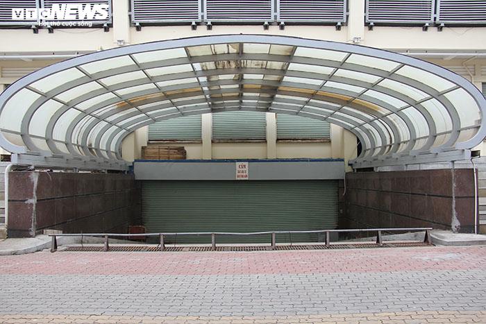 Ảnh: Hai chợ sầm uất nhất Móng Cái đóng cửa, gần 1.000 hộ ngừng kinh doanh - 3