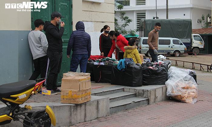 Ảnh: Hai chợ sầm uất nhất Móng Cái đóng cửa, gần 1.000 hộ ngừng kinh doanh - 9