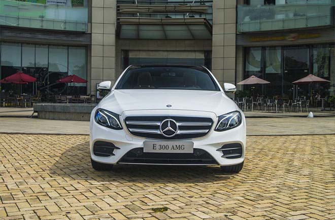 Mua xe Mercedes E200, E250, E300 2019 với mức giá tốt nhất trên thị trường - 7