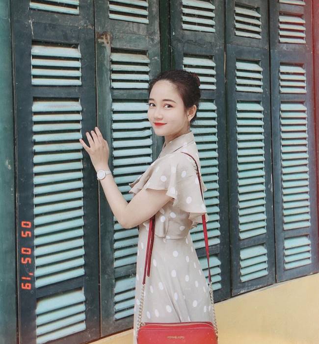 Phương Lan (sinh năm 1997), đăng quang Hoa khôi Sinh viên Việt Nam 2018 khi đang là sinh viên năm 3 khoa Luật Kinh tế của trường ĐH Luật - Huế.