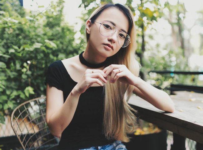 Không còn là một cô bé, Xuân Nghi hiện tại gây ấn tượng với hình ảnh một cô thiếu nữ xinh đẹp, cá tính và quyến rũ.