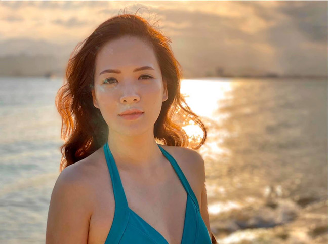 Cô từng cho biết, bí quyết làm đẹp của mình đó chính là duy trì chế độ ăn uống hợp lý: uống nhiều nước, ăn nhiều hoa quả, rau củ, thịt, ít tinh bột.