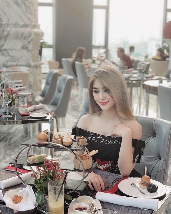 Trên trang cá nhân, giọng ca 