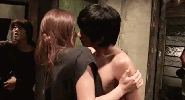 Diễn thử thì suýt chạm môi còn lên phim thì