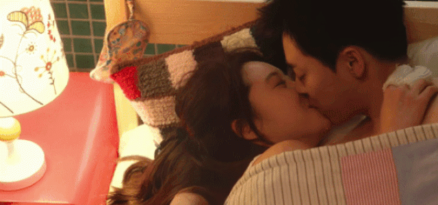 Ngã ngửa với việc các sao thường làm trước cảnh