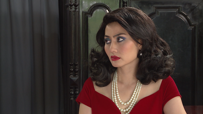 Phong cách hở vòng 1 tinh tế của mỹ nhân Việt mang danh