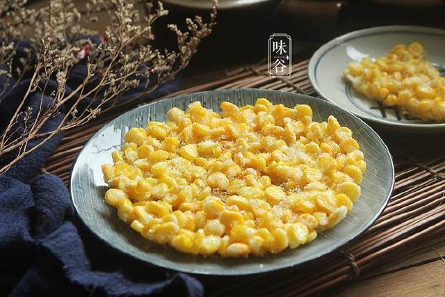 Ngô non nấu sữa hay chè xưa rồi, thử ngay kiểu bánh này cực kỳ đơn giản lại hấp dẫn - 1