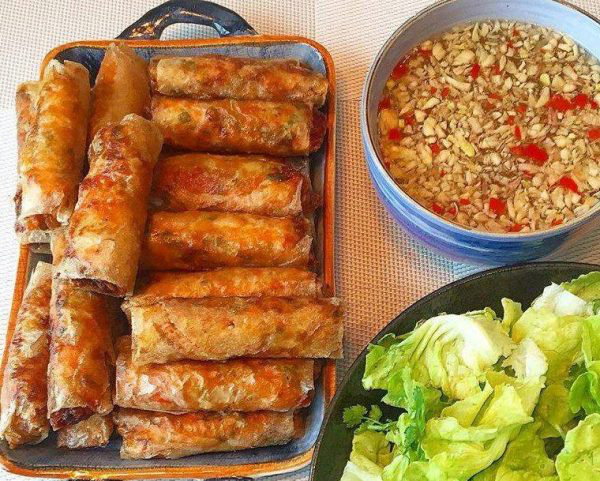 Mẹo nấu cháo, rán nem hay hấp cá không những